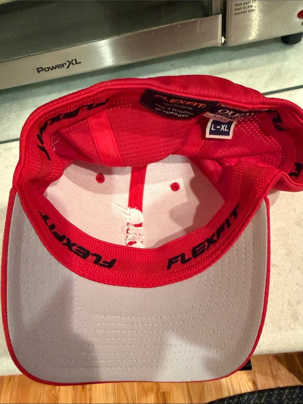 NWT Red Flexfit Performance Cap with White 'G||G' Embroidery and Colorado Flag